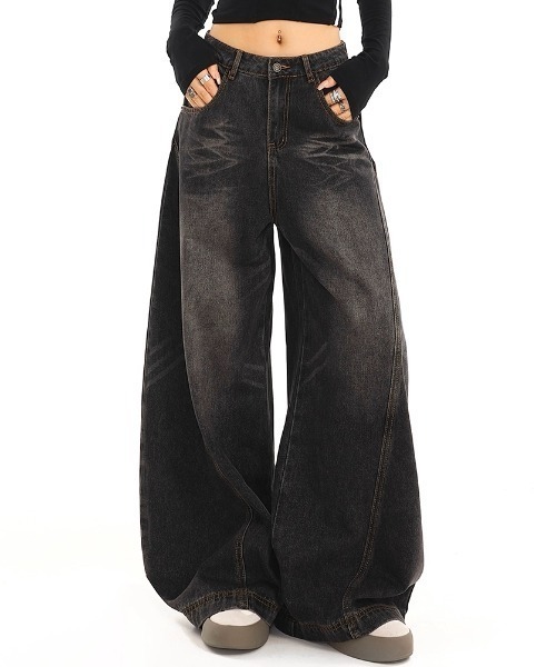 ARULE（アルール）の「A'GEM/9 × .kom 『A'gem/エージェム』A-Line Silhouette Ultra Wide Baggy Denim Pants/Aラインシルエット ウルトラワイドバギーデニムパンツ（デニムパンツ・メンズ・ブラック・L/XXL/XL）」の8枚目の写真