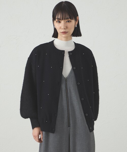 CAST:（キャストコロン）の「【1枚で着映える】スタッズニットカーディガン（カーディガン/ボレロ・レディース・ブラウン系その他5/ブラック/グレー/オフホワイト・M）」の2枚目の写真