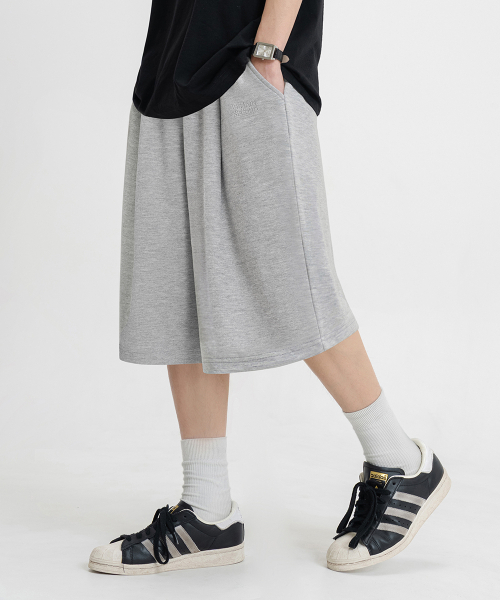 LEMAIN SECOND（リメインセカンド）の「[2PACK] BERMUDA WIDE ONE-TUCK SWEAT SHORTS - GRAY/WHITE MELANGE（その他パンツ・レディース・その他・SMALL/MEDIUM/X-LARGE/LARGE）」の2枚目の写真