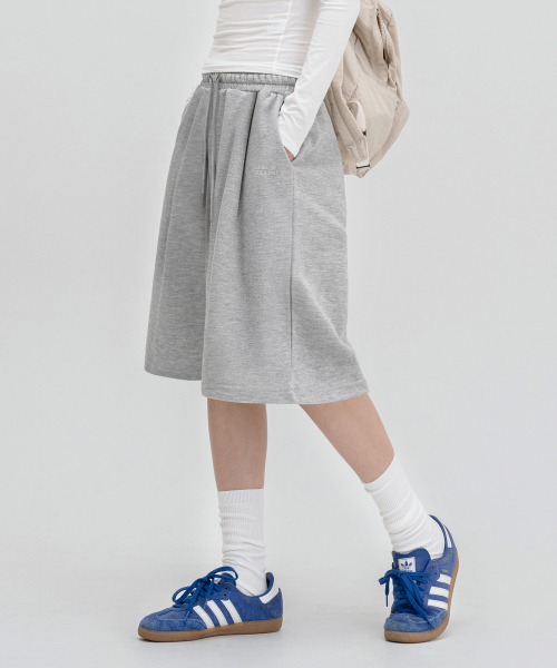 LEMAIN SECOND（リメインセカンド）の「[2PACK] BERMUDA WIDE ONE-TUCK SWEAT SHORTS - GRAY/WHITE MELANGE（その他パンツ・レディース・その他・SMALL/MEDIUM/X-LARGE/LARGE）」の4枚目の写真