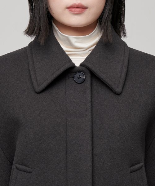 MUSINSA STANDARD WOMAN（ムシンサスタンダードウーマン）の「ウィメンズカシミヤブレンドショートマックコート[ガンメタル]（チェスターコート・レディース・その他・SMALL/MEDIUM/LARGE/X-SMALL）」の5枚目の写真