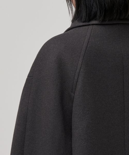 MUSINSA STANDARD WOMAN（ムシンサスタンダードウーマン）の「ウィメンズカシミヤブレンドショートマックコート[ガンメタル]（チェスターコート・レディース・その他・SMALL/MEDIUM/LARGE/X-SMALL）」の9枚目の写真