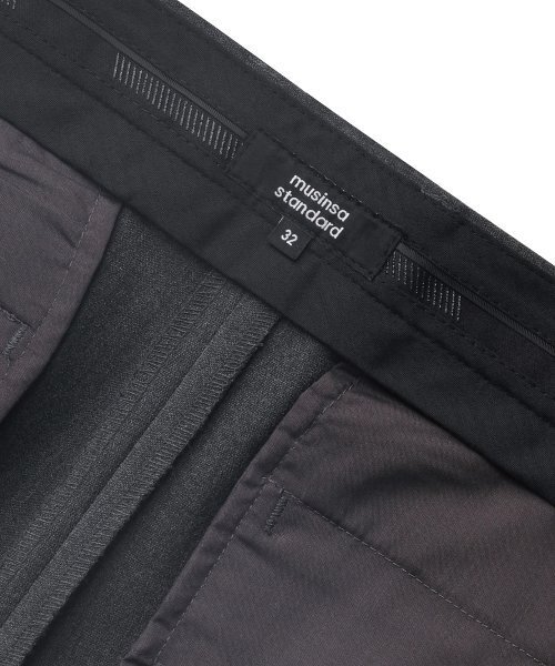 MUSINSA STANDARD（ムシンサスタンダード）の「軽量リアルワイド隠しバンディングスラックス[ミディアムグレー]（スラックス・メンズ・その他・40/38/26）」の9枚目の写真