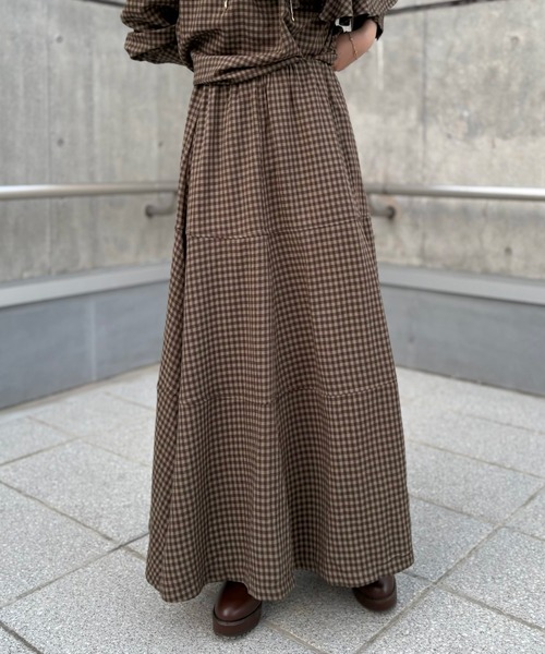 LAULEN(ローレン)の「check flare tiered long skirt /チェックフレアティアードロングスカート(スカート・レディース・ブラック/ブラウン・M/S)」の1枚目の写真