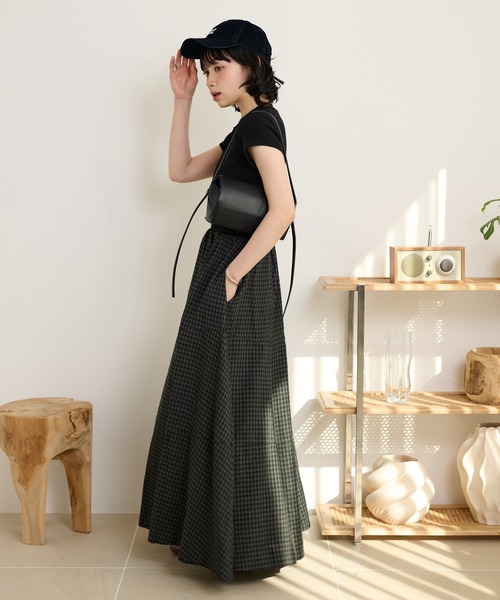 LAULEN(ローレン)の「check flare tiered long skirt /チェックフレアティアードロングスカート(スカート・レディース・ブラック/ブラウン・M/S)」の11枚目の写真