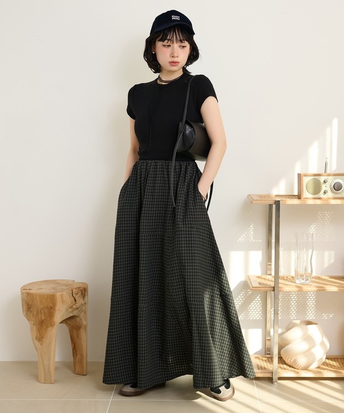 LAULEN(ローレン)の「check flare tiered long skirt /チェックフレアティアードロングスカート(スカート・レディース・ブラック/ブラウン・M/S)」の12枚目の写真
