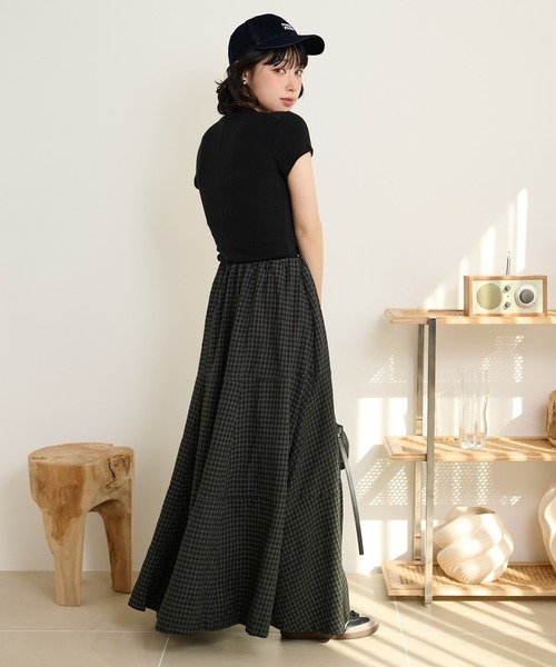 LAULEN(ローレン)の「check flare tiered long skirt /チェックフレアティアードロングスカート(スカート・レディース・ブラック/ブラウン・M/S)」の15枚目の写真