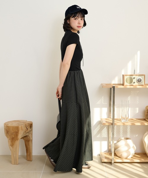 LAULEN(ローレン)の「check flare tiered long skirt /チェックフレアティアードロングスカート(スカート・レディース・ブラック/ブラウン・M/S)」の16枚目の写真