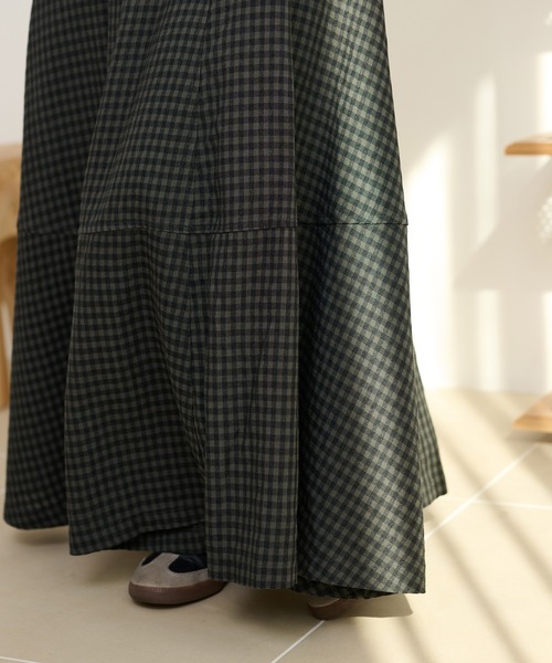 LAULEN(ローレン)の「check flare tiered long skirt /チェックフレアティアードロングスカート(スカート・レディース・ブラック/ブラウン・M/S)」の20枚目の写真