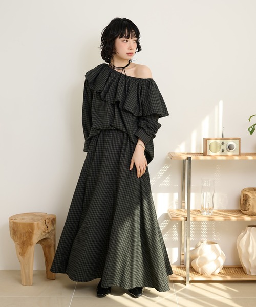 LAULEN(ローレン)の「check flare tiered long skirt /チェックフレアティアードロングスカート(スカート・レディース・ブラック/ブラウン・M/S)」の22枚目の写真
