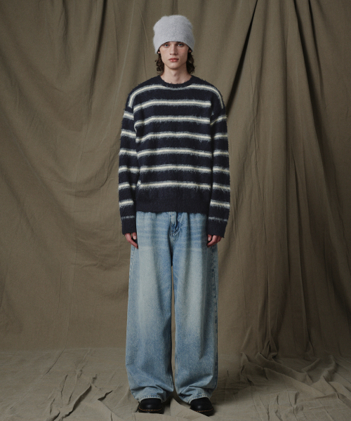 GLW(ジーエルダブリュ)の「ストライプブラシドニットネイビー(ニット/セーター・レディース・その他・SMALL/MEDIUM/LARGE)」の4枚目の写真