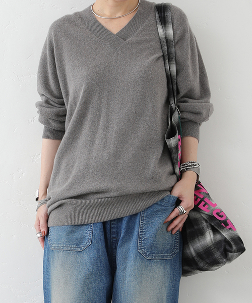 JOURNAL STANDARD LUXE（ジャーナルスタンダード　ラックス）の「カシミヤ Vネックプルオーバー（ニット/セーター・レディース・チャコールグレー/ブラウン・FREE）」の12枚目の写真