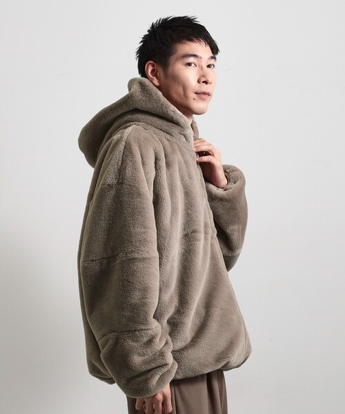 THE SHOP TK （ザ ショップ ティーケー ）の「フードフェイクファーブルゾン（ブルゾン・メンズ・ブラック/ベージュ・03/02）」の7枚目の写真