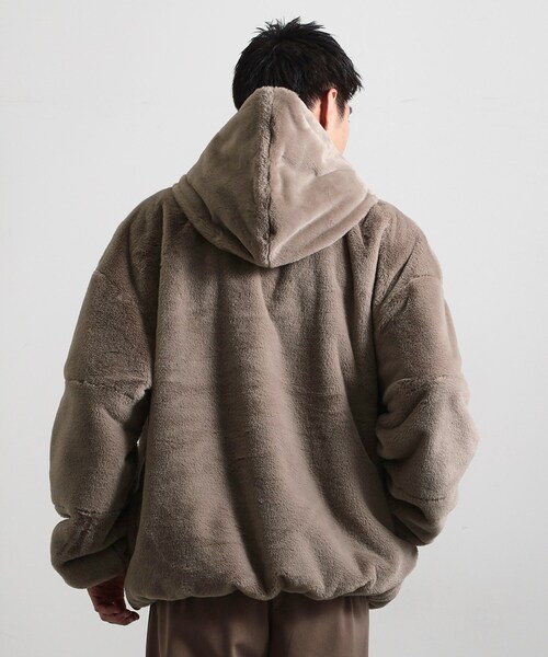 THE SHOP TK （ザ ショップ ティーケー ）の「フードフェイクファーブルゾン（ブルゾン・メンズ・ブラック/ベージュ・03/02）」の8枚目の写真