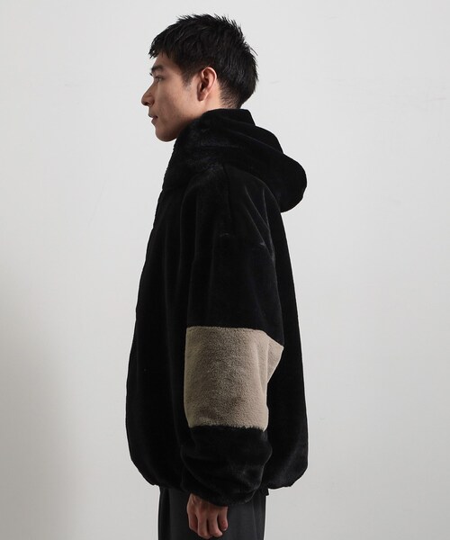 THE SHOP TK （ザ ショップ ティーケー ）の「フードフェイクファーブルゾン（ブルゾン・メンズ・ブラック/ベージュ・03/02）」の12枚目の写真