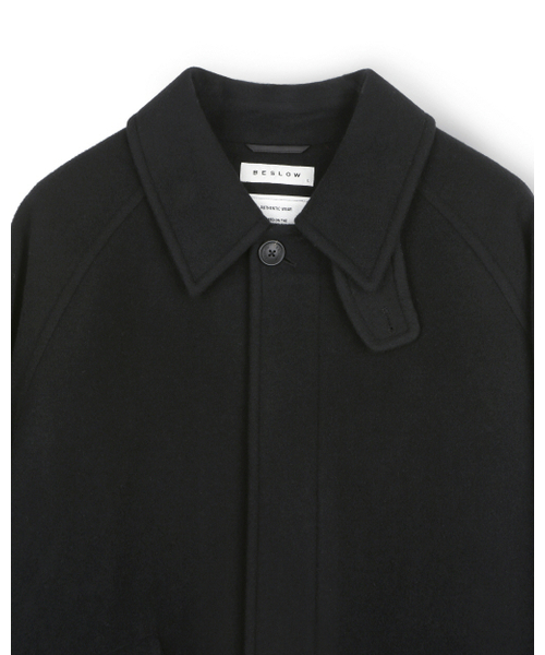 BESLOW(ビースロー)の「OVERSIZED TEXTURED CASHMERE BALMACAAN COAT BLACK(チェスターコート・メンズ・その他・SMALL/MEDIUM/LARGE/X-LARGE/X-SMALL)」の8枚目の写真