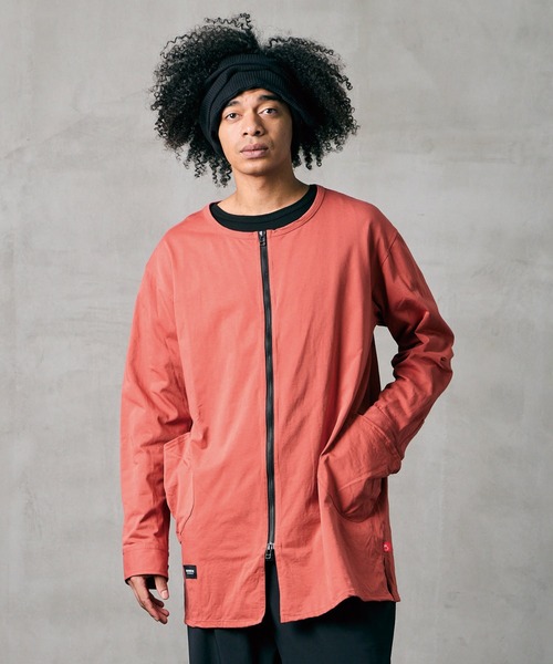 VIRGOwearworks（ヴァルゴウェアワークス）の「ESSENCE ZIP SHIRT（シャツ/ブラウス・メンズ・レッド/ブラック/グレー・2/3/4）」の3枚目の写真