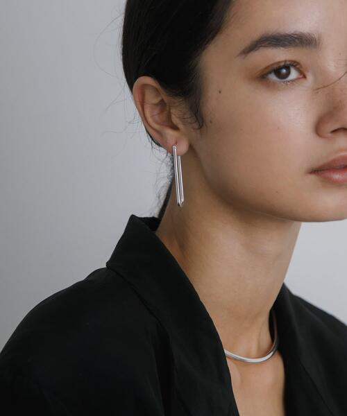 URBAN RESEARCH(アーバンリサーチ)の「decor『デコール』 Oval pierce(ピアス(両耳用)・レディース・シルバー・-)」の2枚目の写真