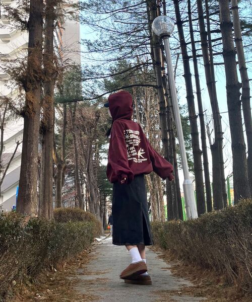 URBANSTOFF(アーバンストッフ)の「ワンスクリプトフードパーカー(バーガンディ)(パーカー・レディース・その他・MEDIUM/LARGE)」の10枚目の写真