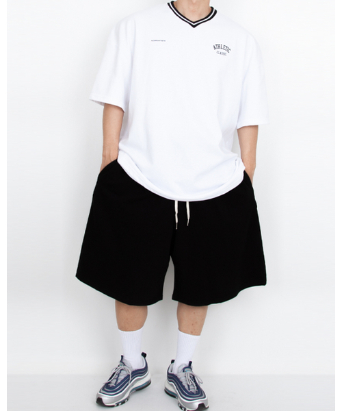 PACIENCIA(パシエンシア)の「007 Vネックオーバーフィット半袖(Tシャツ/カットソー・メンズ・ホワイト/ブラック・MEDIUM/LARGE/X-LARGE/XX-LARGE)」の9枚目の写真
