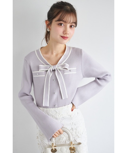 tocco closet(トッコ クローゼット)の「ビジュー飾り釦付きボウタイリボン配色ニットプルオーバー(ニット/セーター・レディース・オフホワイト/ピンク/ラベンダー・M)」の3枚目の写真