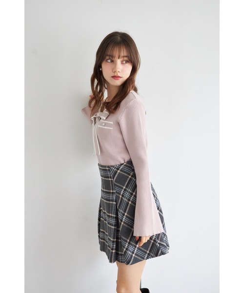 tocco closet(トッコ クローゼット)の「ビジュー飾り釦付きボウタイリボン配色ニットプルオーバー(ニット/セーター・レディース・オフホワイト/ピンク/ラベンダー・M)」の17枚目の写真