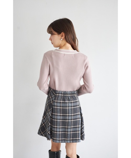 tocco closet(トッコ クローゼット)の「ビジュー飾り釦付きボウタイリボン配色ニットプルオーバー(ニット/セーター・レディース・オフホワイト/ピンク/ラベンダー・M)」の18枚目の写真