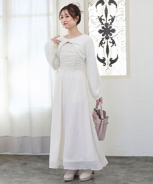 MAJESTIC LEGON（マジェスティックレゴン）の「シャギーボレロ×キャミワンピセット（ワンピース・レディース・ホワイト系その他2/ブラック系その他/ピンク系その他2・MEDIUM）」の6枚目の写真