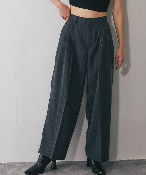 SMILE ORCHID(スマイルオーキッド)の「ツータックスラックスパンツ(スーツパンツ・レディース・グレー×ホワイト/チャコールグレー・FREE)」の5枚目の写真