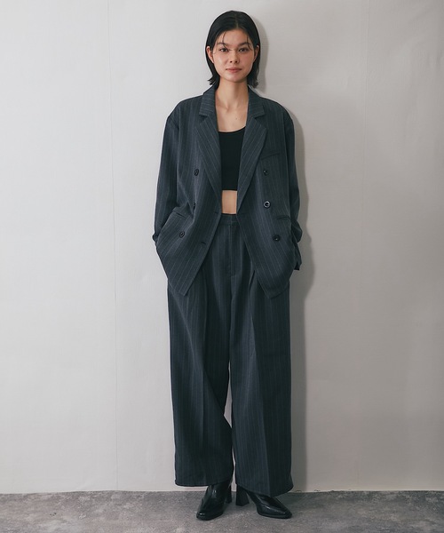 SMILE ORCHID(スマイルオーキッド)の「ツータックスラックスパンツ(スーツパンツ・レディース・グレー×ホワイト/チャコールグレー・FREE)」の4枚目の写真