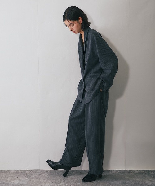 SMILE ORCHID(スマイルオーキッド)の「ツータックスラックスパンツ(スーツパンツ・レディース・グレー×ホワイト/チャコールグレー・FREE)」の9枚目の写真