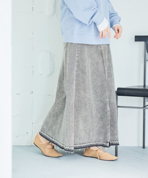 studio CLIP（スタディオクリップ）の「リメイク風甘織りデニムスカート[プチ・プラスサイズあり]《CLIP denim》（デニムスカート・レディース・ライトブルー/ライトグレー・PF/ﾌﾘｰ(L)/LARGE/MEDIUM）」の5枚目の写真
