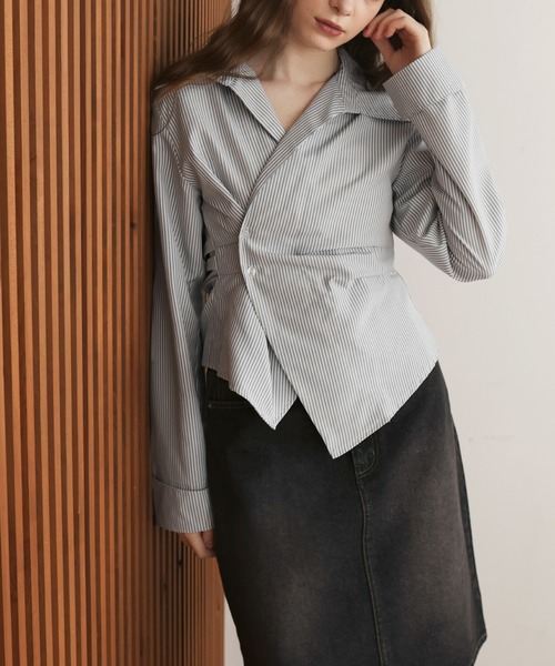 Mili affinity（ミリアフィニティー）の「ウエストタッククロス長袖シャツ（シャツ/ブラウス・レディース・イエロー/ブラック/オフホワイト/グレー/ブルー/ストライプ・FREE）」の3枚目の写真