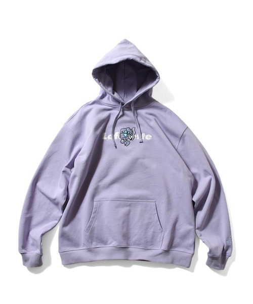 LFYT(エルエフワイティー)の「LFYT ラファイエット【Lafayette】 × レミオ 【REMIO】- ロゴ プルオーバーパーカー ラベンダー 【Lafayette LOGO HOODIE LAVENDER LE260501】(パーカー・メンズ・ラベンダー・LARGE/X-LARGE/SMALL/MEDIUM/XX-LARGE)」の1枚目の写真