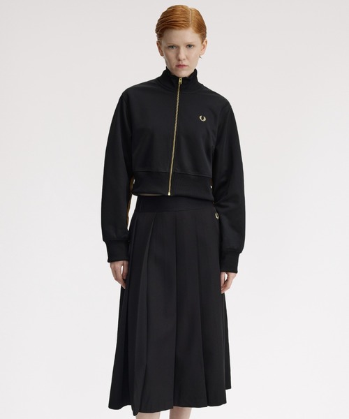 FRED PERRY（フレッドペリー）の「Taped Detail Track Jacket／テープディテールトラックジャケット（ジャージ・レディース・ブラック・10）」の2枚目の写真