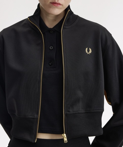FRED PERRY（フレッドペリー）の「Taped Detail Track Jacket／テープディテールトラックジャケット（ジャージ・レディース・ブラック・10）」の4枚目の写真