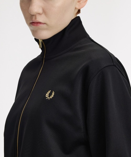 FRED PERRY（フレッドペリー）の「Taped Detail Track Jacket／テープディテールトラックジャケット（ジャージ・レディース・ブラック・10）」の6枚目の写真