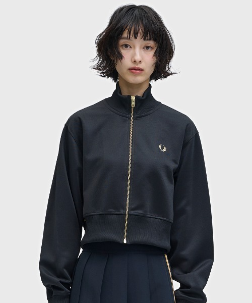 FRED PERRY（フレッドペリー）の「Taped Detail Track Jacket／テープディテールトラックジャケット（ジャージ・レディース・ブラック・10）」の12枚目の写真