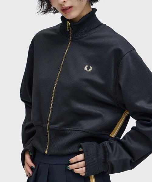FRED PERRY（フレッドペリー）の「Taped Detail Track Jacket／テープディテールトラックジャケット（ジャージ・レディース・ブラック・10）」の13枚目の写真