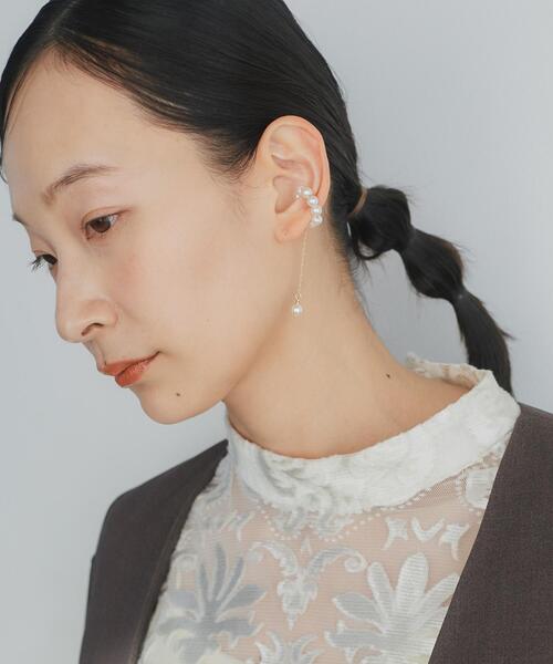 SMELLY（スメリー）の「パールチェーンイヤカフ（イヤーカフ・レディース・ホワイト系その他・-）」の3枚目の写真
