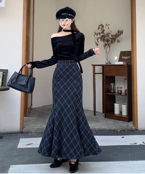gossip!ロサンゼルス(ゴシップロサンゼルス)の「Y2K レトロ チェック ハイウエストスカート(マーメイド/Iライン/フレア)(スカート・レディース・チェック/ブラウン・M)」の11枚目の写真