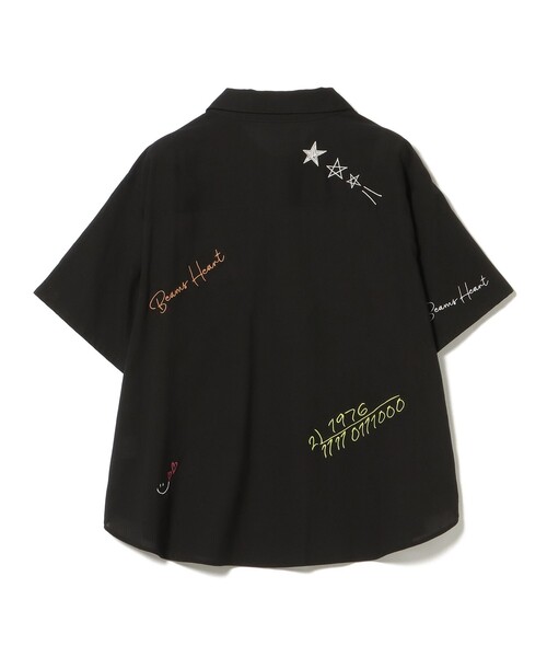 BEAMS HEART(ビームスハート)の「ロゴ 刺繍 シャツ(シャツ/ブラウス・レディース・オフホワイト/オリーブ/ブラック・FREE)」の4枚目の写真