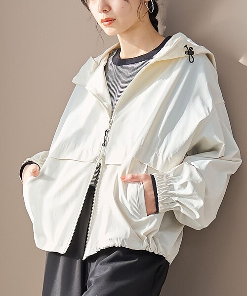 coen(コーエン)の「【C.mt】 撥水パッカブルマウンテンパーカー(マウンテンパーカー・レディース・オフホワイト/ベージュ/ブラック/ダークブラウン・M/L)」の1枚目の写真