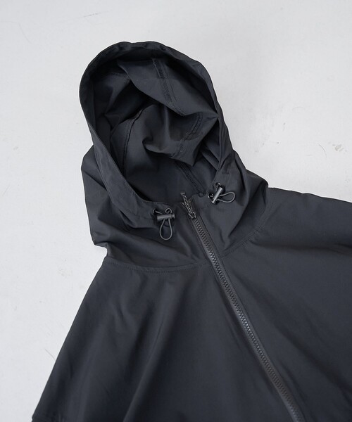 coen(コーエン)の「【C.mt】 撥水パッカブルマウンテンパーカー(マウンテンパーカー・レディース・オフホワイト/ベージュ/ブラック/ダークブラウン・M/L)」の12枚目の写真