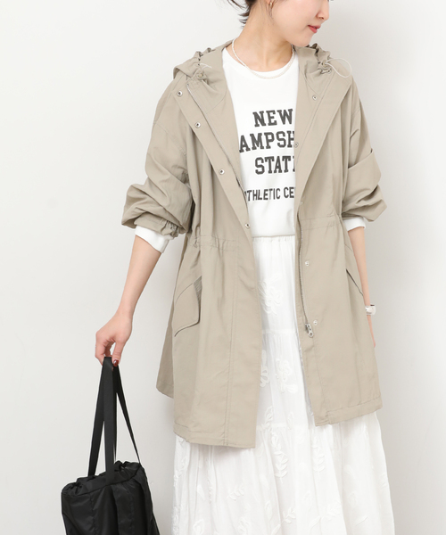 JOURNAL STANDARD relume（ジャーナルスタンダード　レリューム）の「［手洗い可］撥水ナイロンフーディーブルゾン（ナイロンジャケット・レディース・ブラック/ベージュ・FREE）」の14枚目の写真