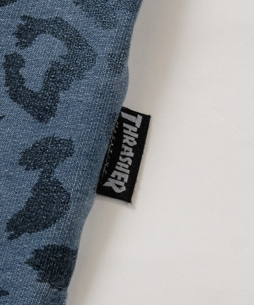 THRASHER(スラッシャー)の「【at】〔THRASHER/スラッシャー〕裏毛/カットデニム レオパード スプレー加工 半袖Tシャツ(Tシャツ/カットソー・メンズ・アッシュグレー/ブラック/ブルー・MEDIUM/LARGE)」の6枚目の写真