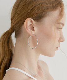 HALDEN（ハルデン）の「over wave ring earrings (E014_silver)（ピアス（両耳用））」