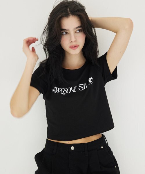 AWESOME STUDIO(オーサムスタジオ)の「アサムロゴクロップスリムフィット半袖Tシャツブラック(Tシャツ/カットソー・レディース・その他・FREE)」の3枚目の写真