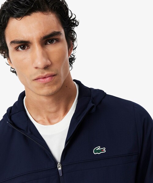 LACOSTE(ラコステ)の「撥水 クイックドライ スポーツトラックジャケット(パーカー・メンズ・ブラック・3/5/4)」の2枚目の写真