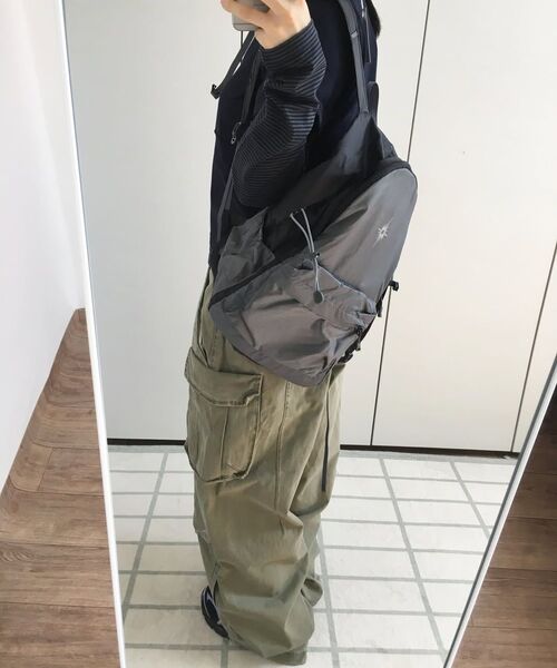 DEFGARMENTS（デフグラメンツ）の「NEEDLE LIGHT BAG PACK [CHARCOAL]（バックパック/リュック・レディース・その他・F）」の5枚目の写真